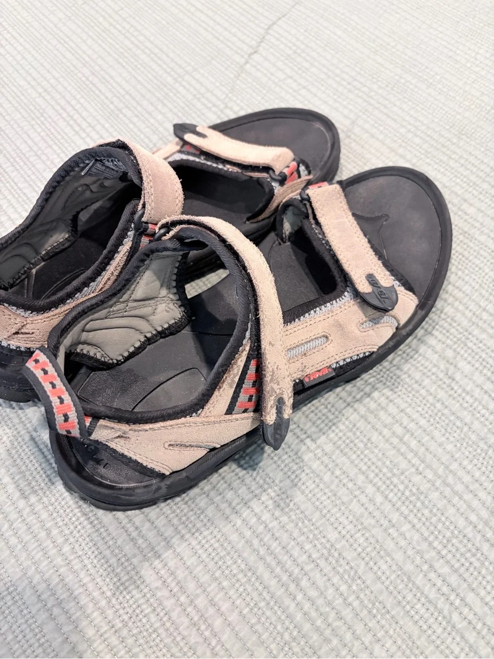 Teva Style 6801 Men’s Size 12 Suede Sport Hiking Sandals Tan Black
